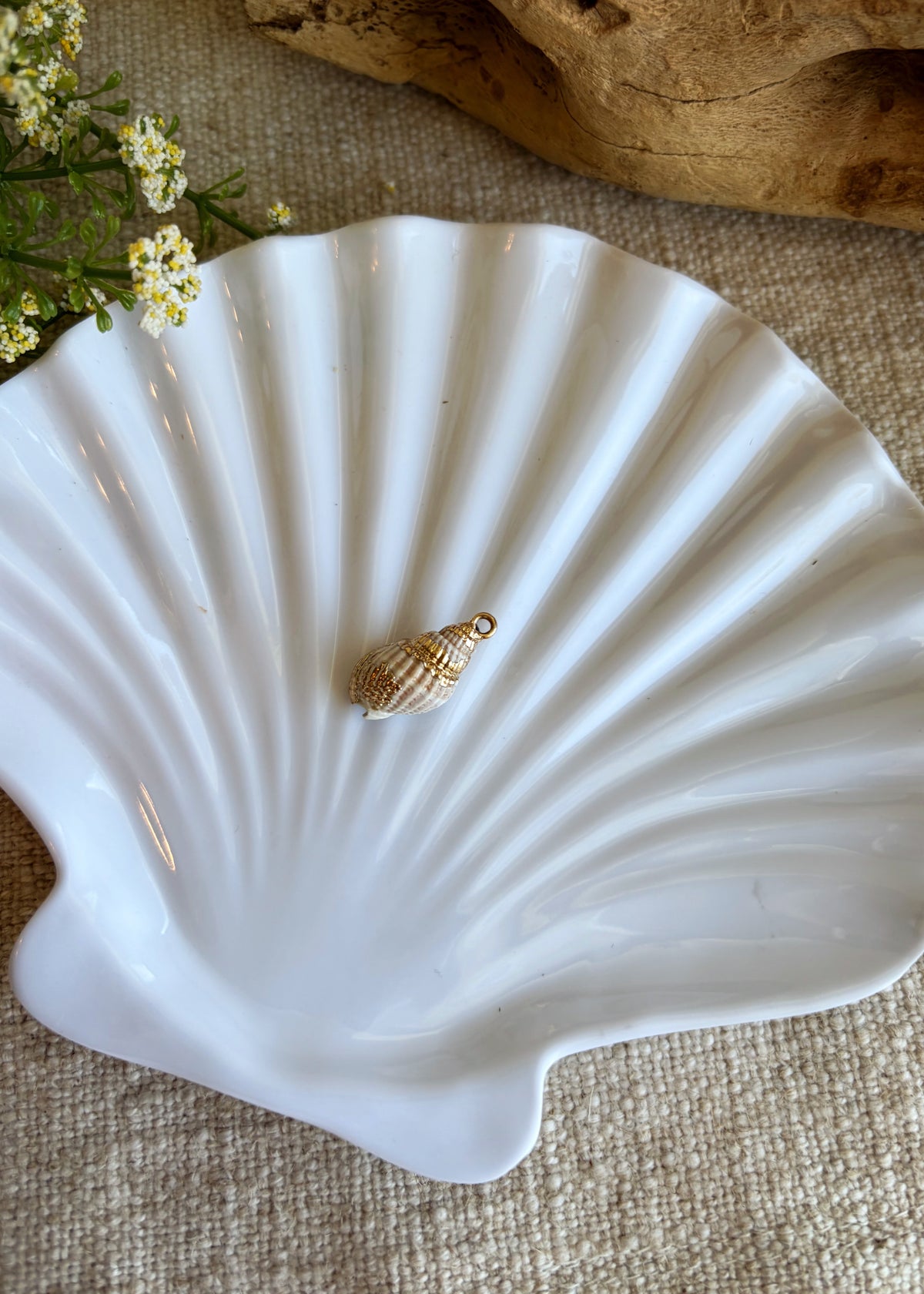 She Sells Seashells Charms